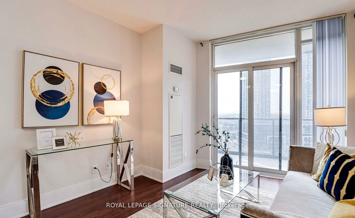 330, Burnhamthorpe, City Centre, Mississauga