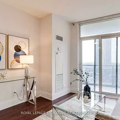 330, Burnhamthorpe, City Centre, Mississauga