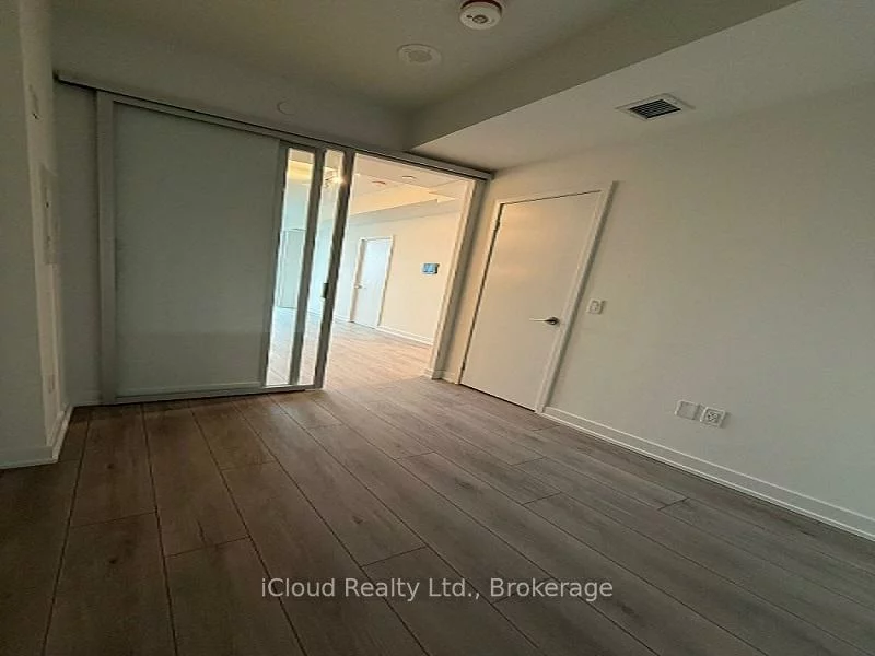 1, Fairview, Mississauga Valleys, Mississauga