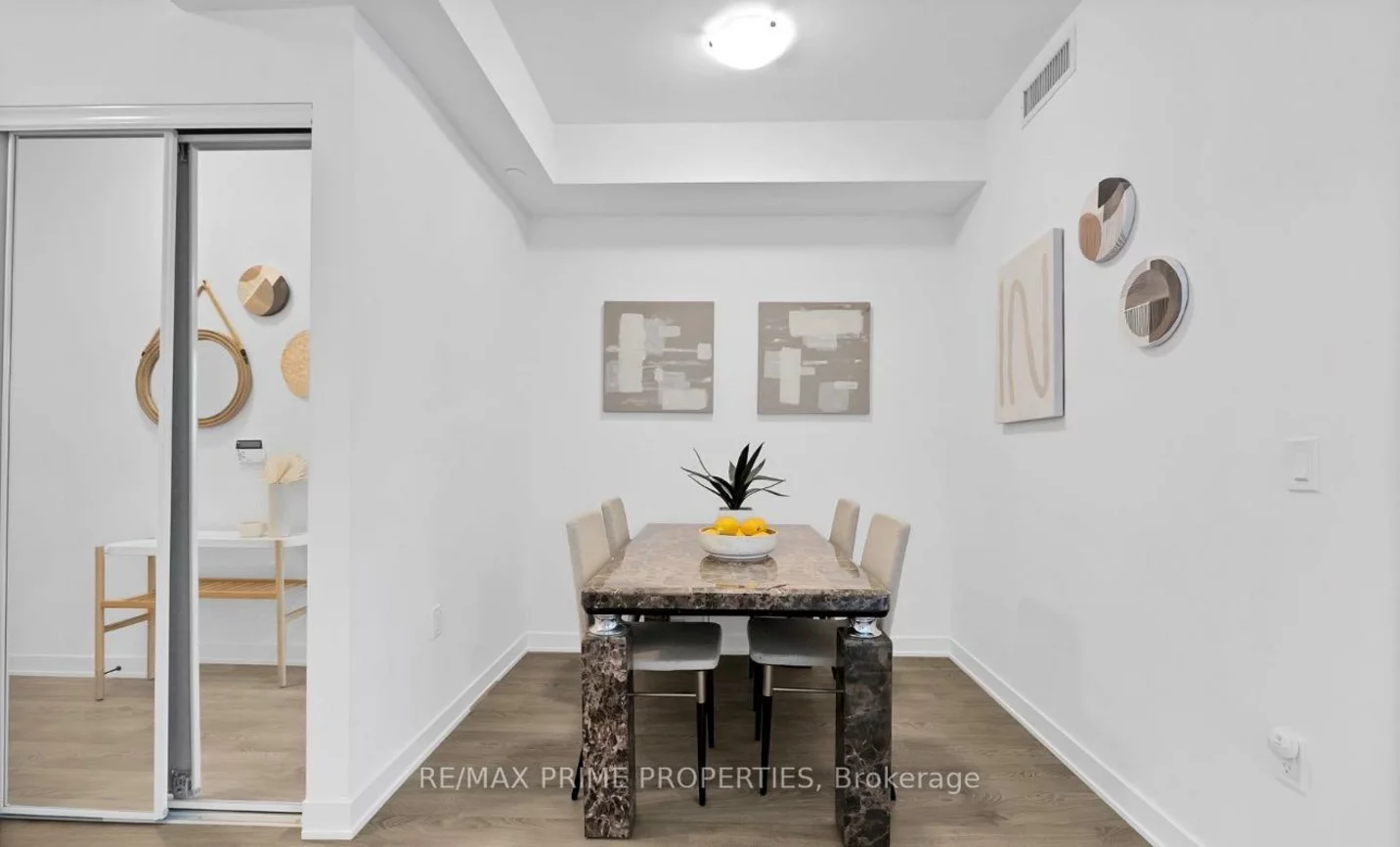 4675, Metcalfe, Erin Mills, Mississauga