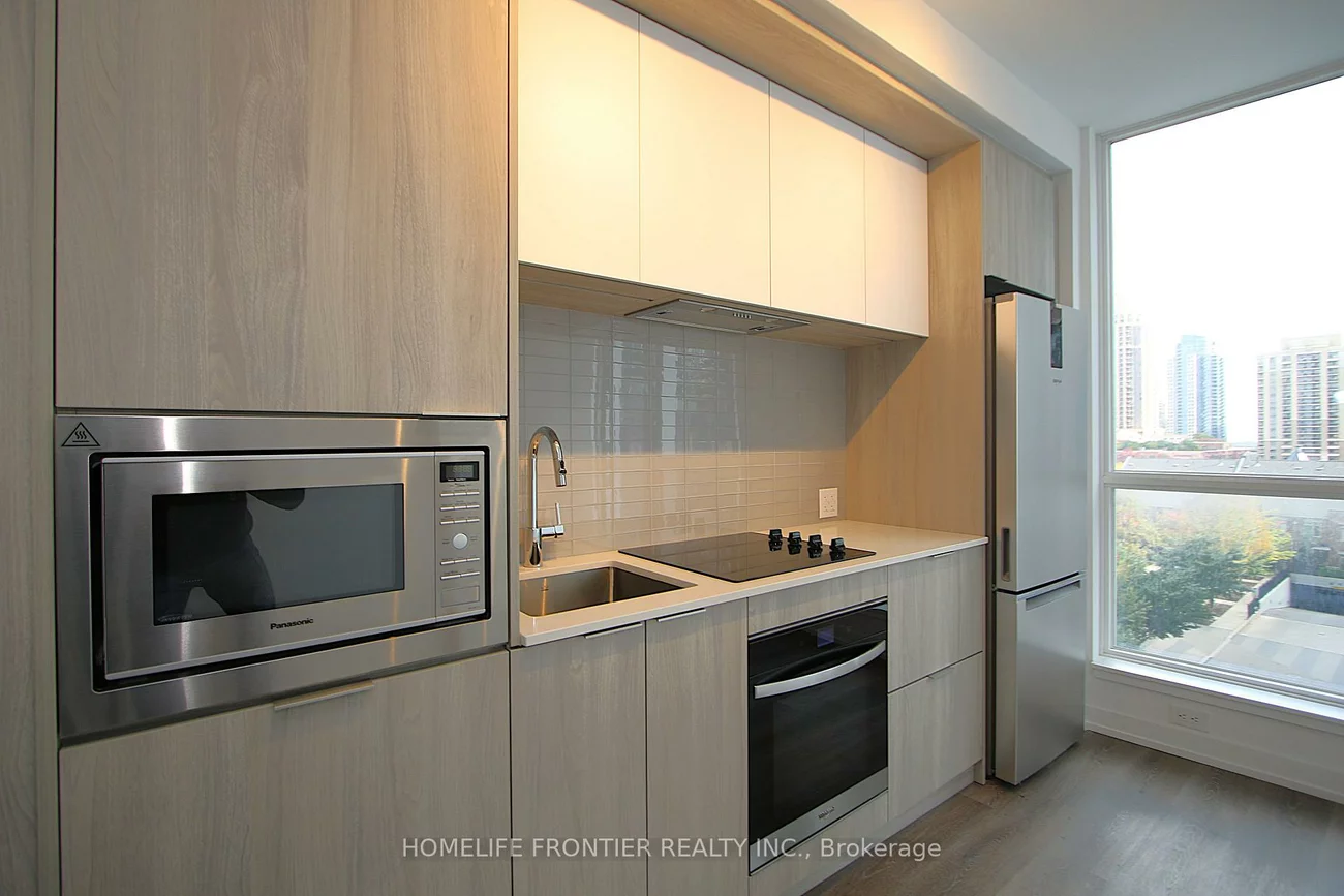 395, Square One, City Centre, Mississauga