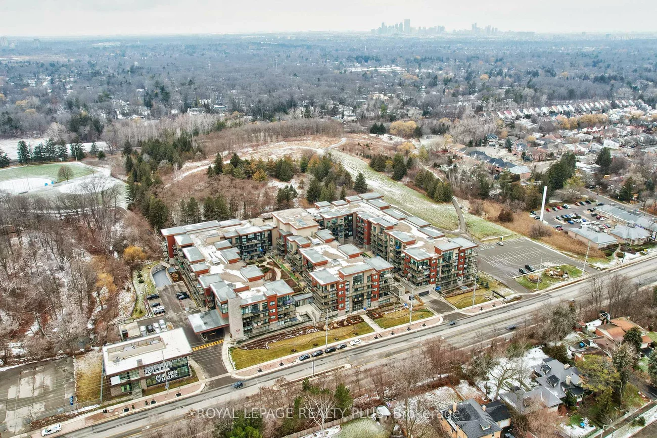 1575, Lakeshore, Clarkson, Mississauga