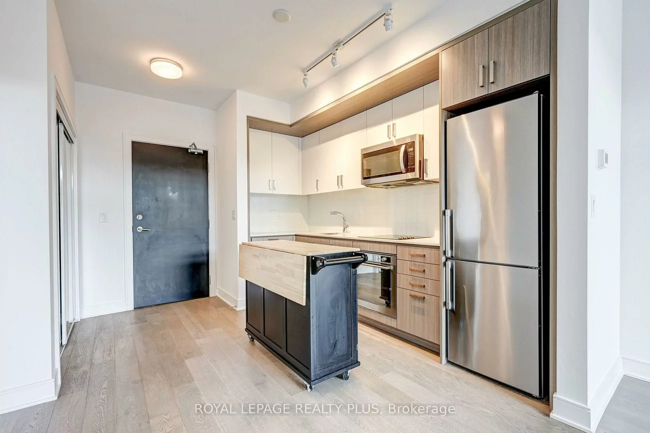 1575, Lakeshore, Clarkson, Mississauga