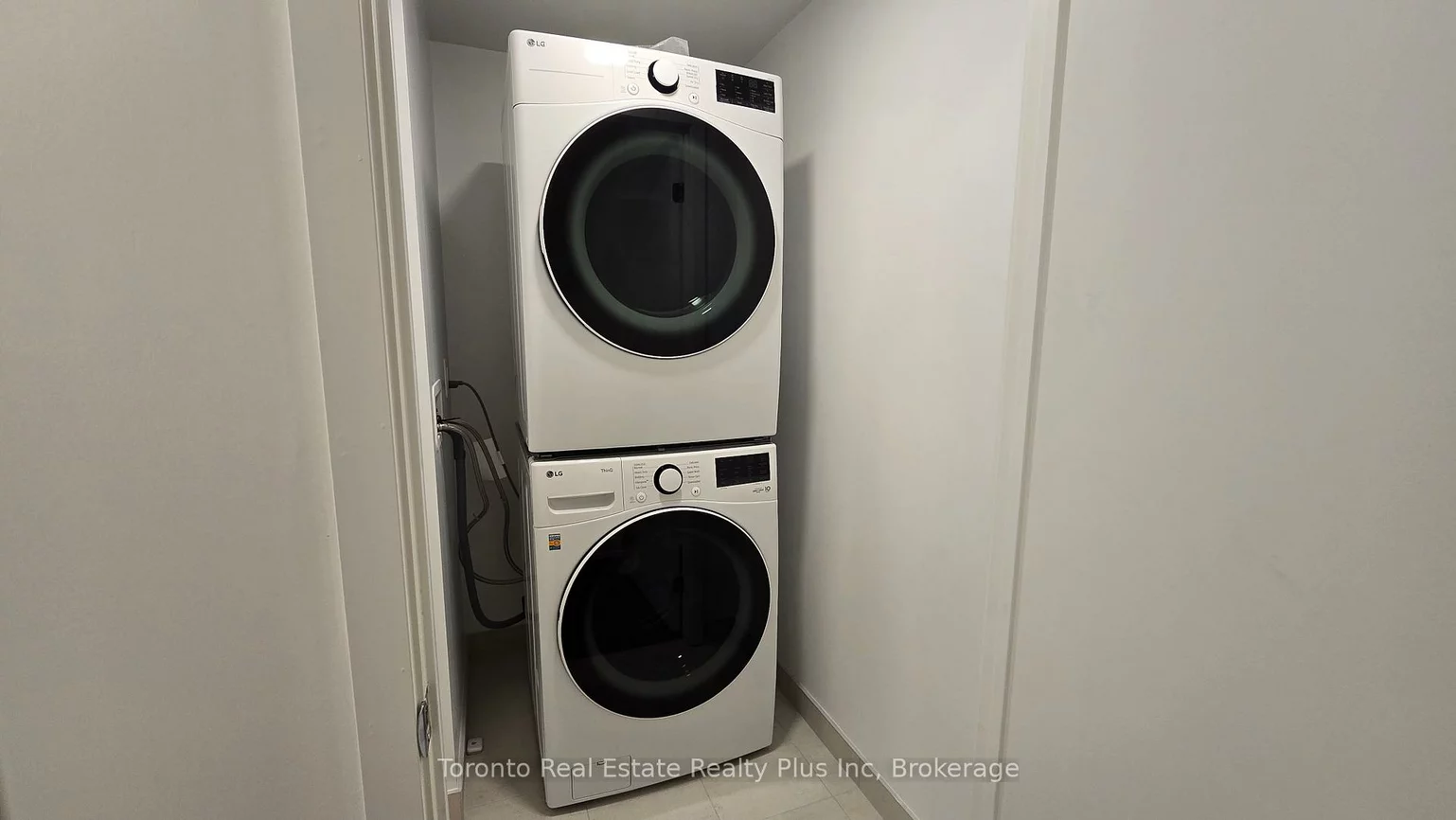 395, Square One, City Centre, Mississauga