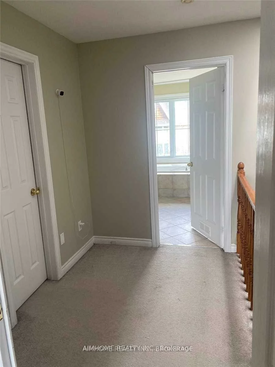 800, Dundas, Erindale, Mississauga