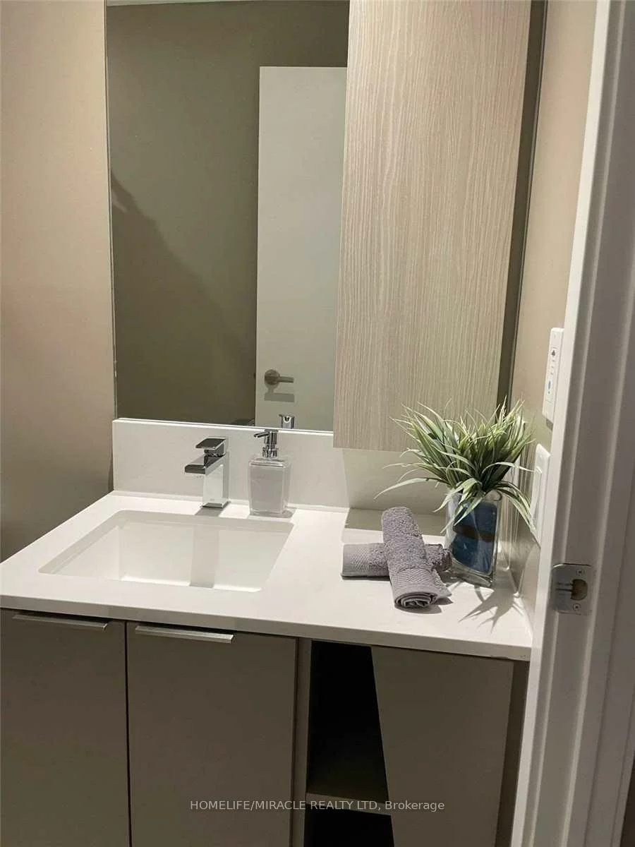 3900, Confederation, City Centre, Mississauga