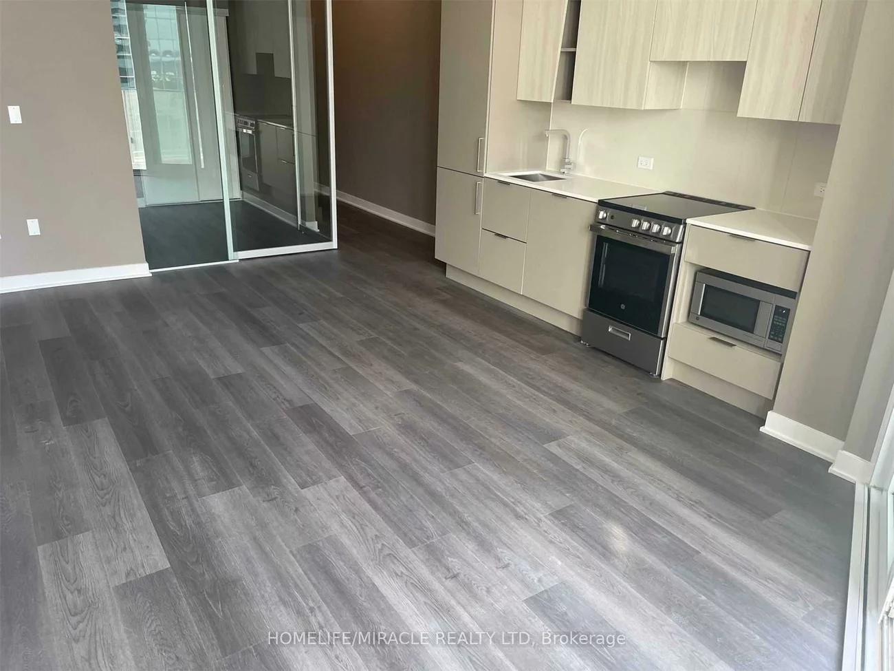 3900, Confederation, City Centre, Mississauga