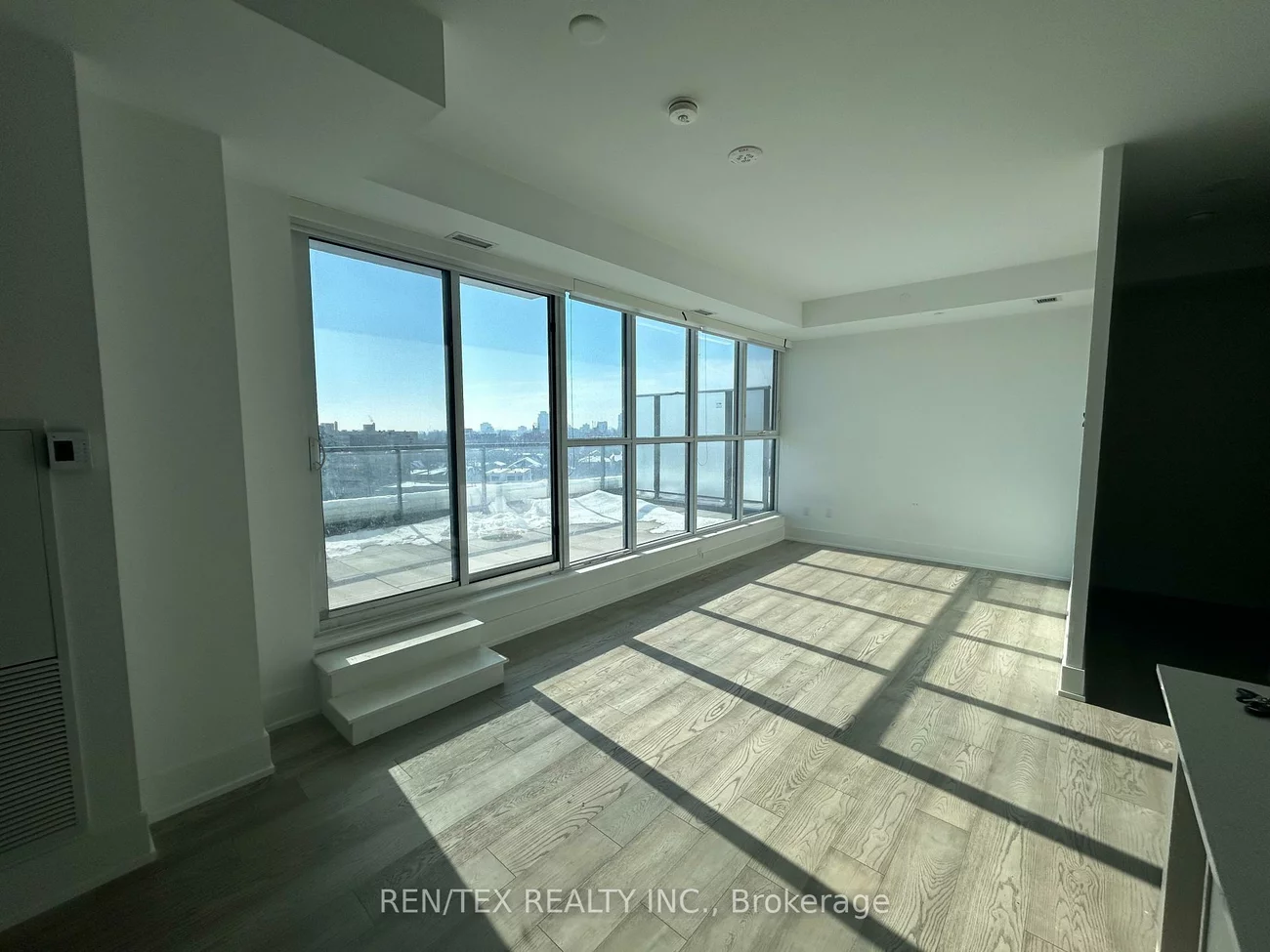 1063, Douglas Mccurdy, Lakeview, Mississauga