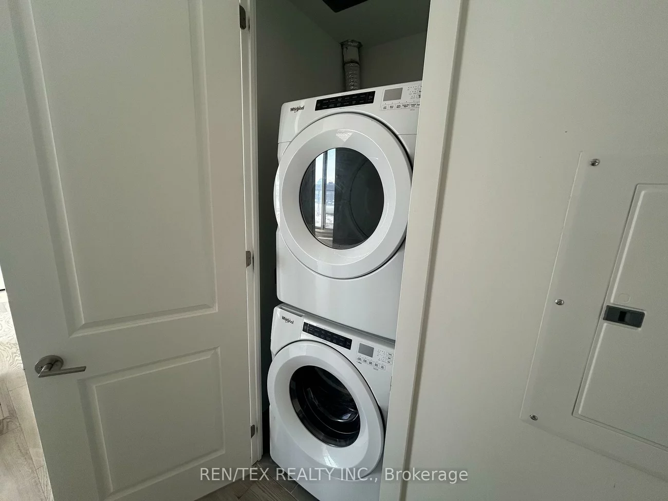 1063, Douglas Mccurdy, Lakeview, Mississauga