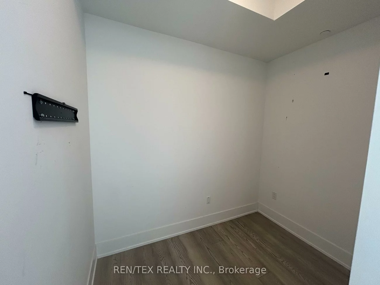 1063, Douglas Mccurdy, Lakeview, Mississauga