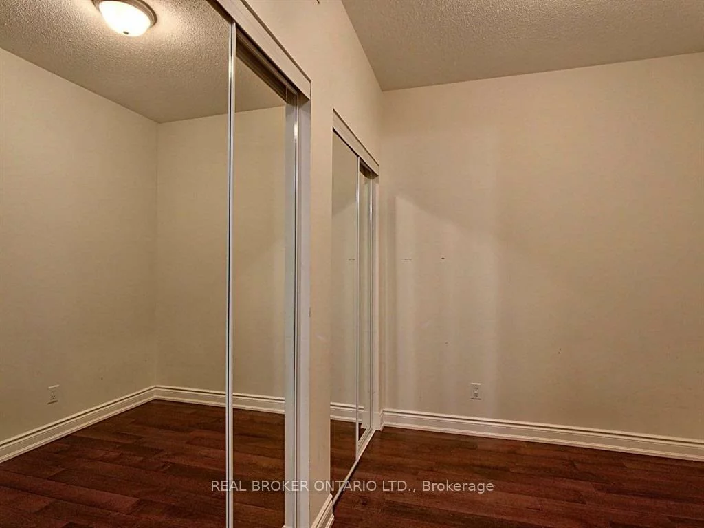 3170, Erin Mills, Erin Mills, Mississauga