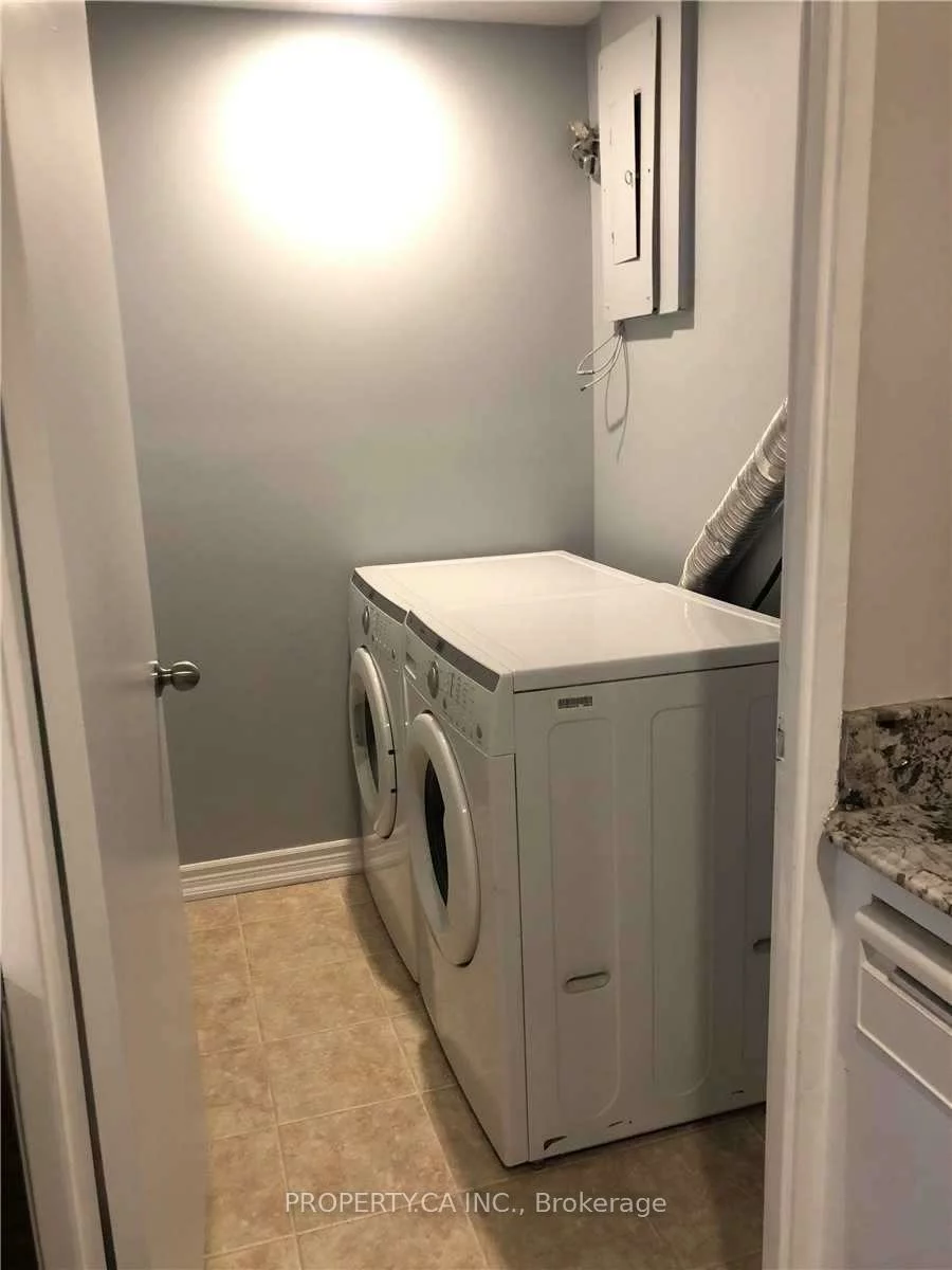 3050, Constitution, Applewood, Mississauga