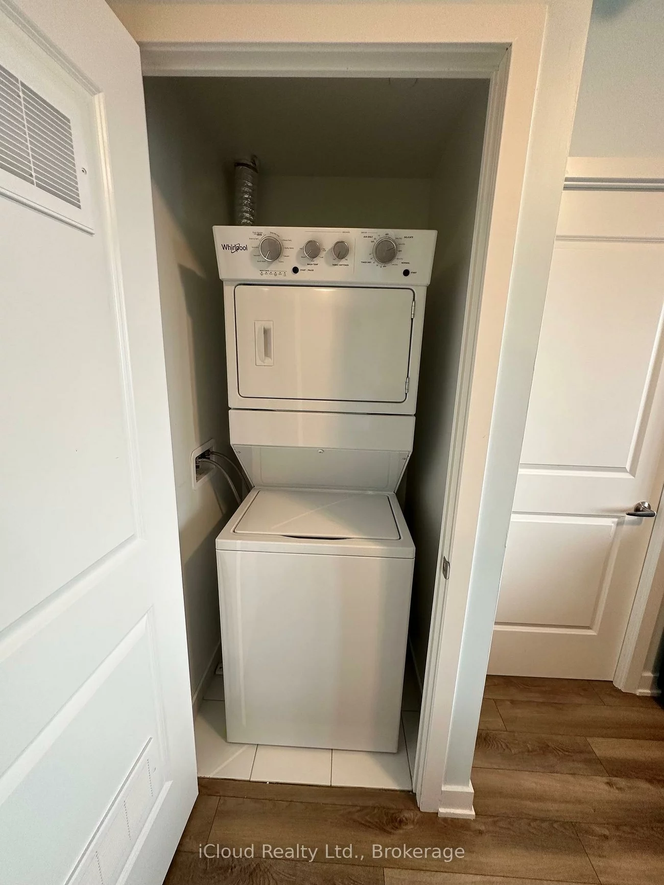 4655, Metcalfe, Erin Mills, Mississauga