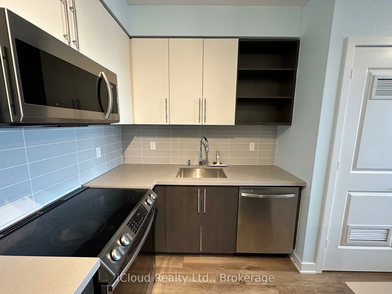 4655, Metcalfe, Erin Mills, Mississauga