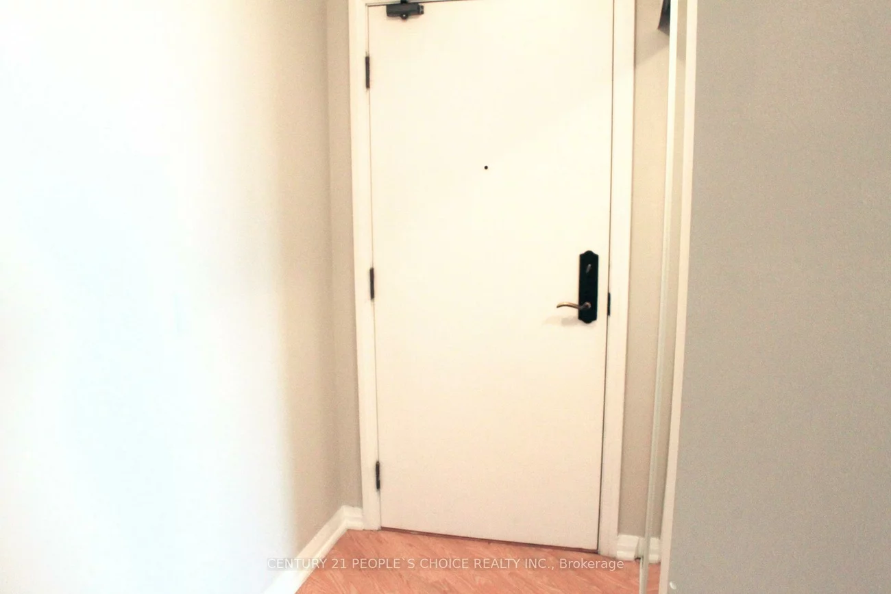 220, Forum, Hurontario, Mississauga