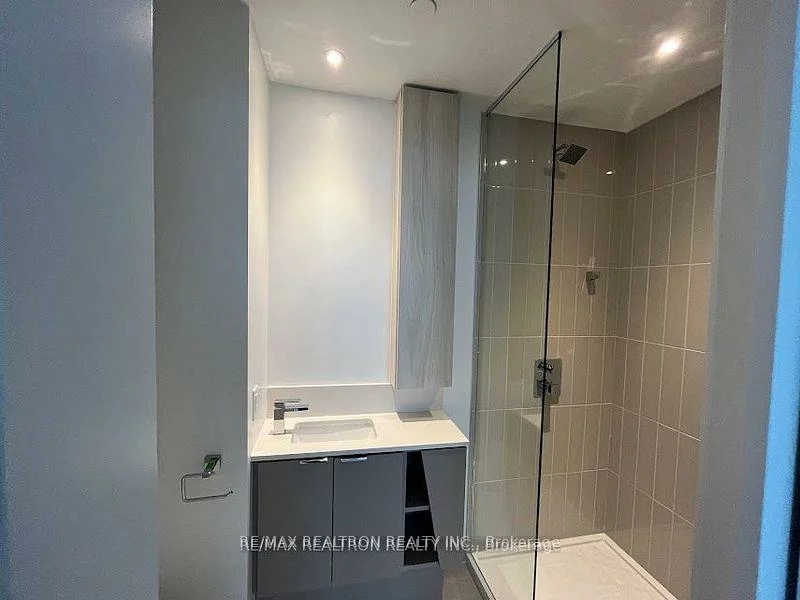 3883, Quartz, City Centre, Mississauga