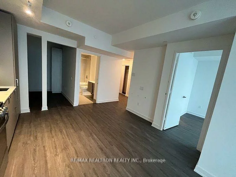 3883, Quartz, City Centre, Mississauga