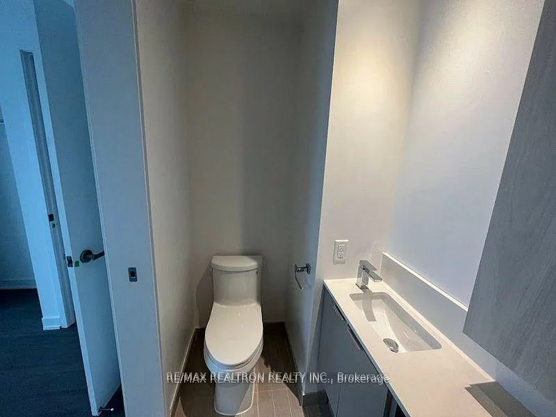 3883, Quartz, City Centre, Mississauga