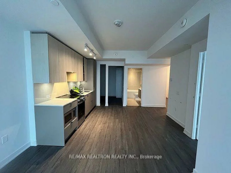 3883, Quartz, City Centre, Mississauga