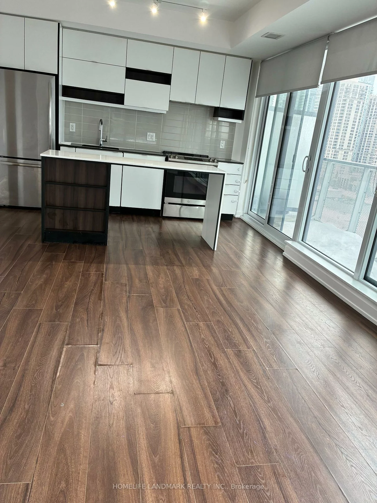 4065, Confederation, City Centre, Mississauga