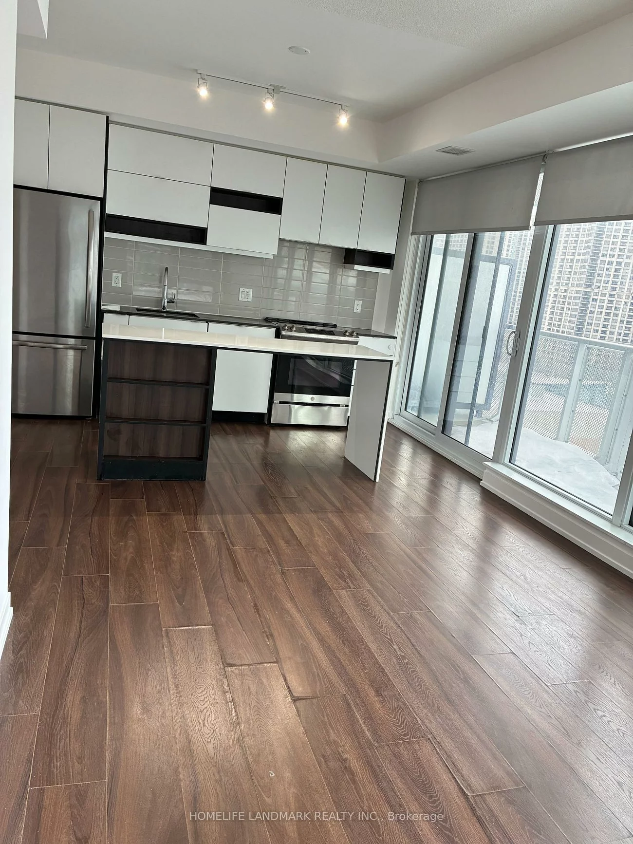 4065, Confederation, City Centre, Mississauga