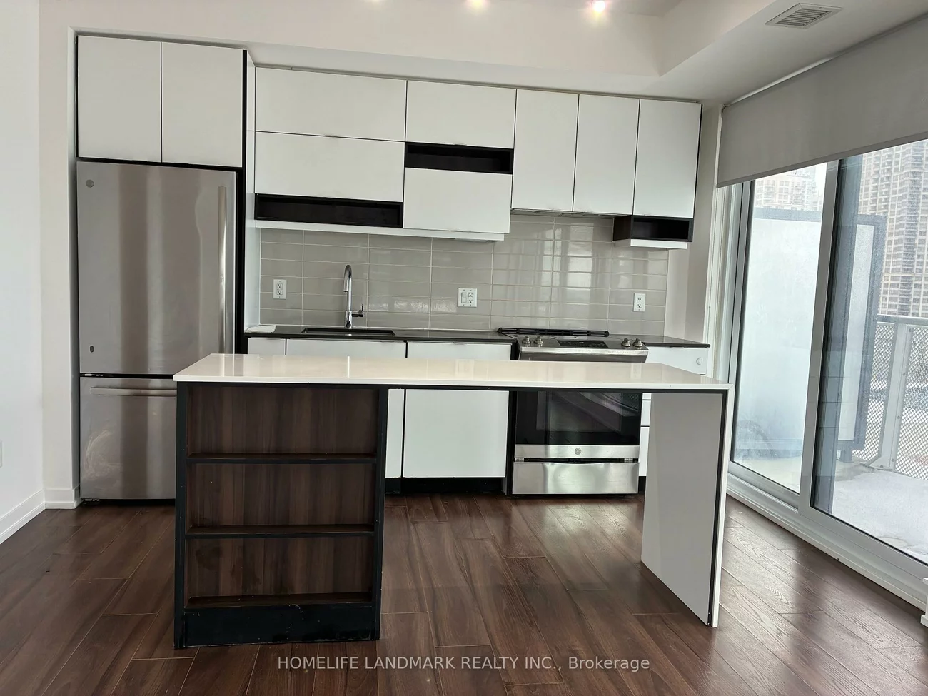 4065, Confederation, City Centre, Mississauga