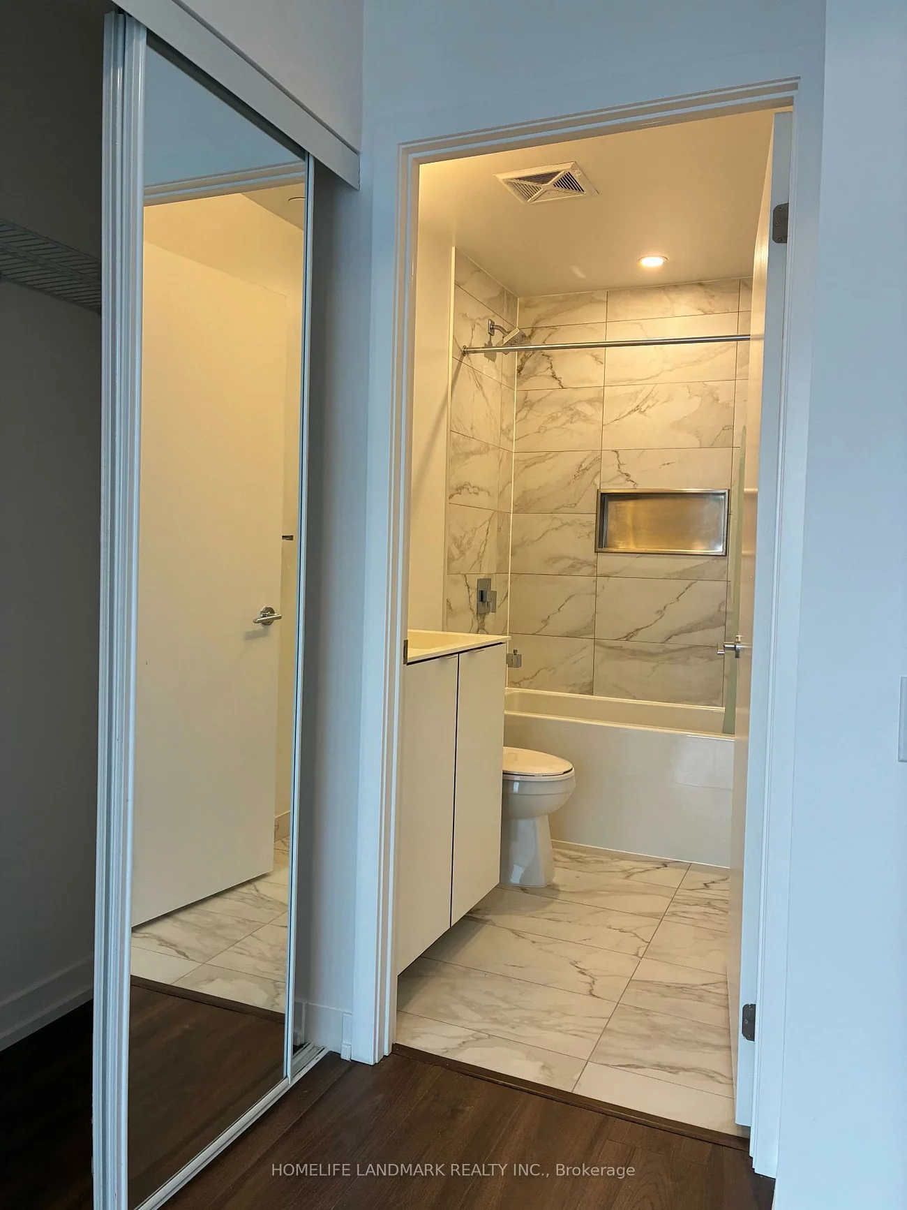 4065, Confederation, City Centre, Mississauga