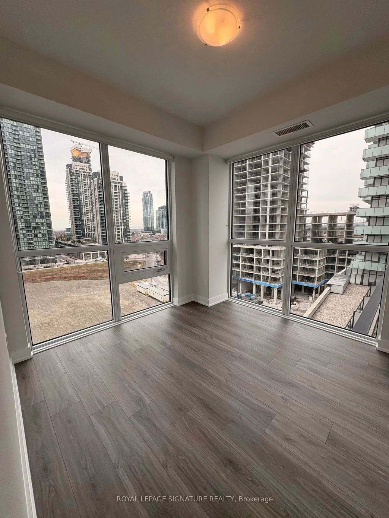 430, Square One, Creditview, Mississauga