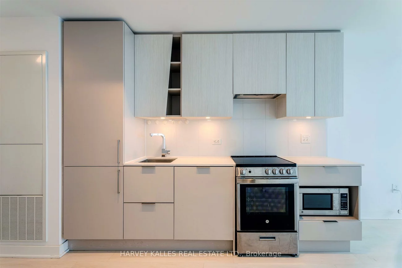 3900, Confederation, City Centre, Mississauga