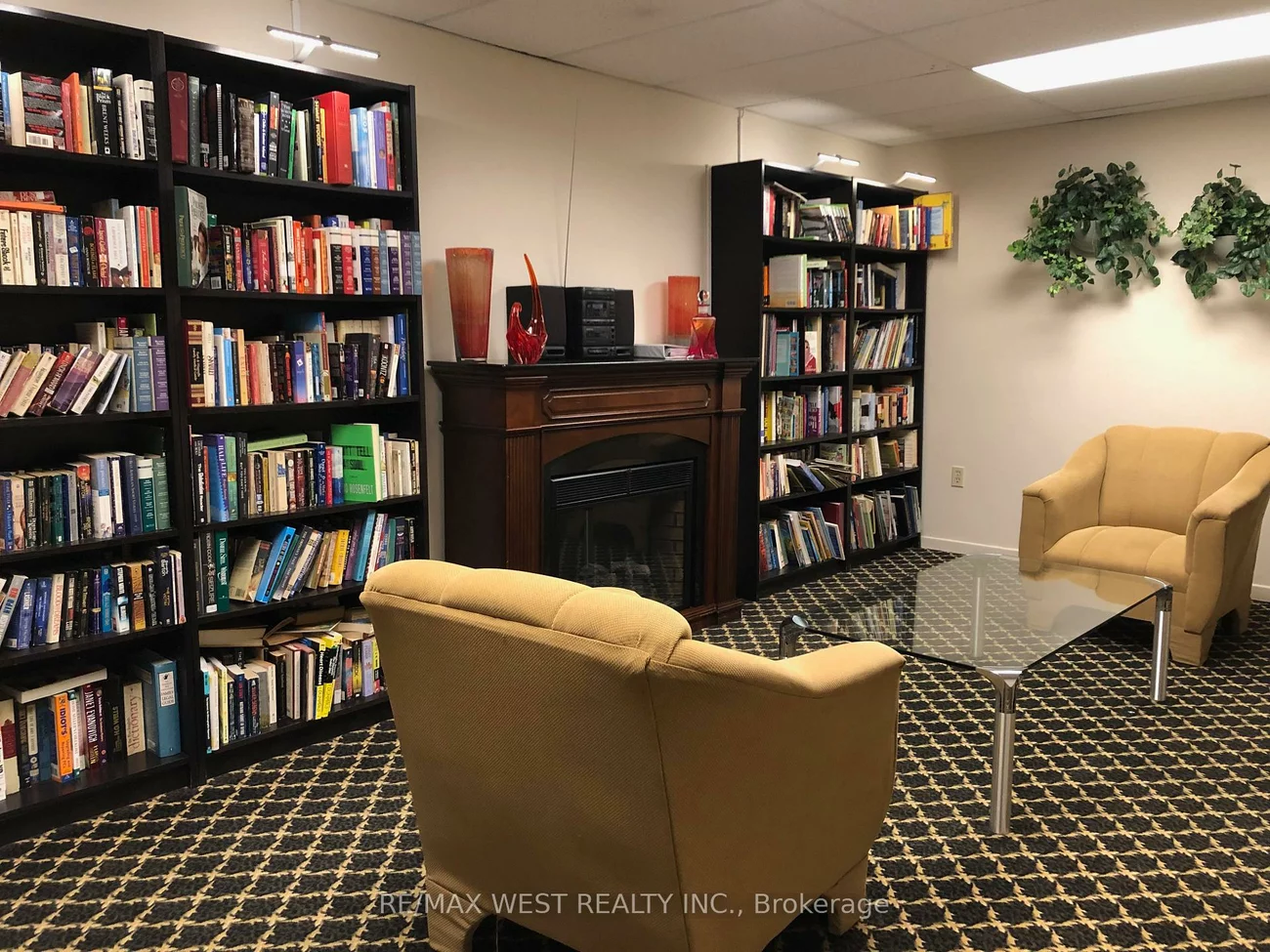 300, Webb, City Centre, Mississauga