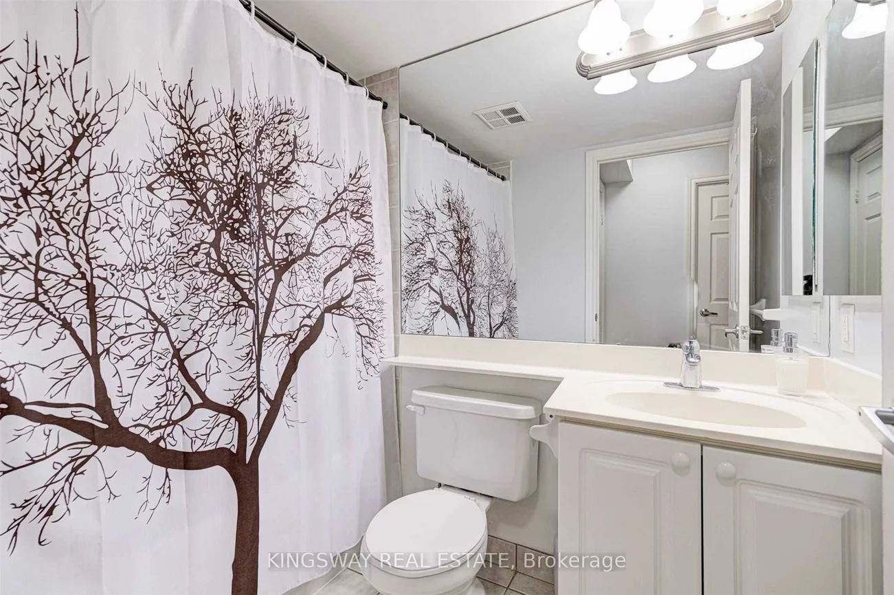 3880, Duke Of York, City Centre, Mississauga