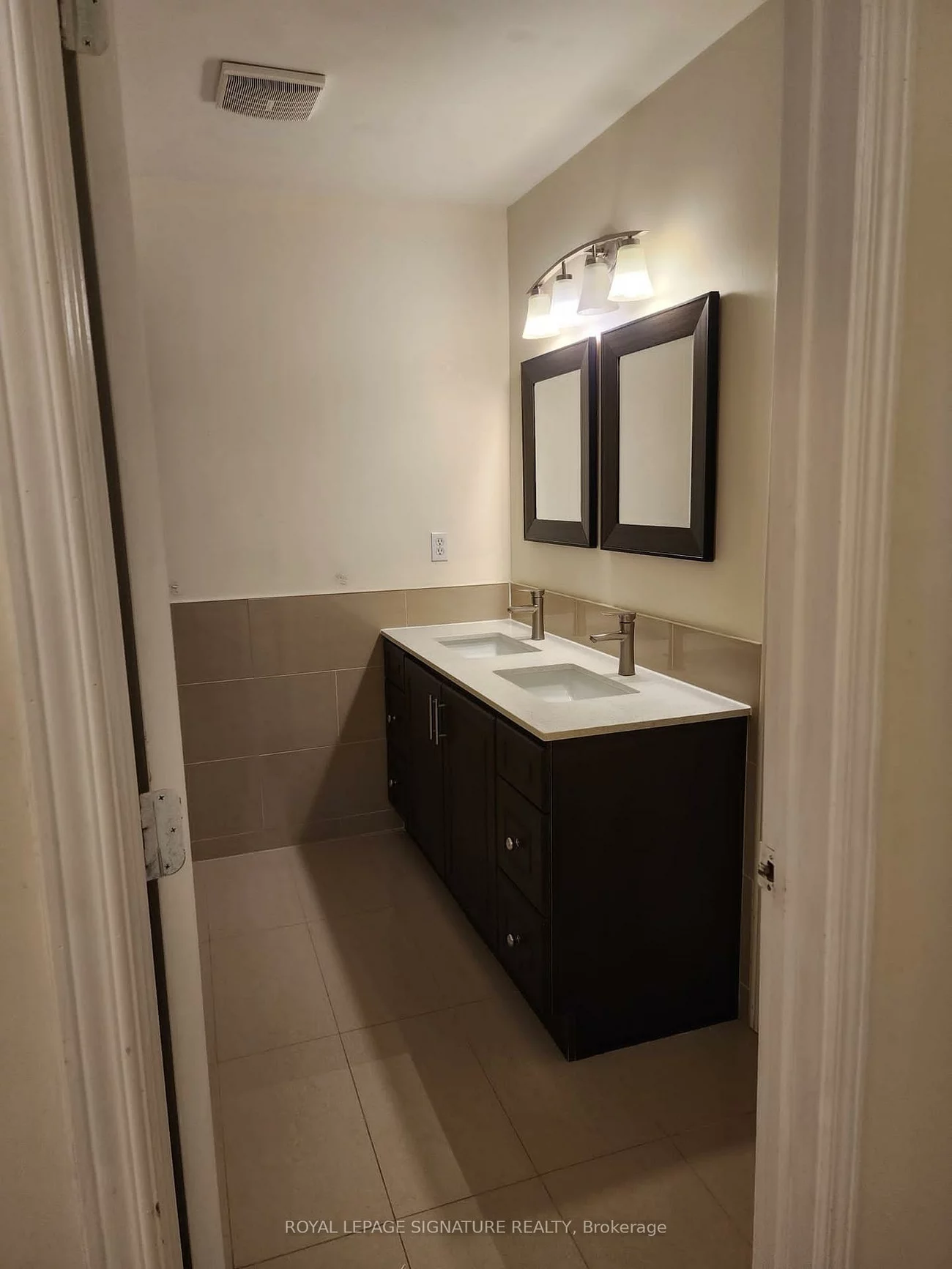 5223, Fairford, East Credit, Mississauga