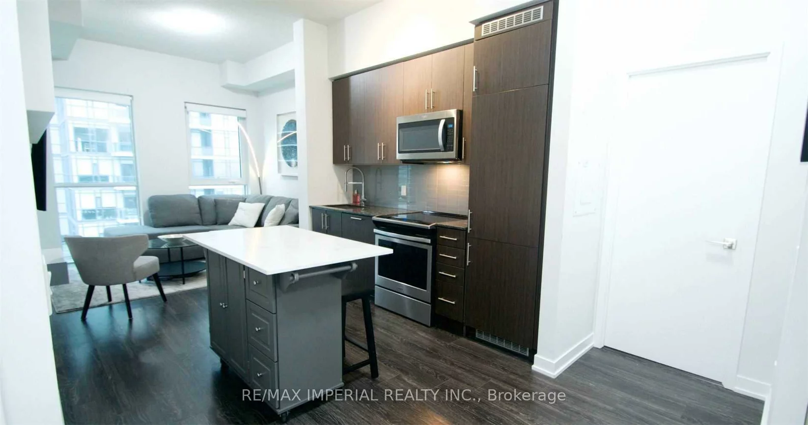 4055, Parkside Village, City Centre, Mississauga