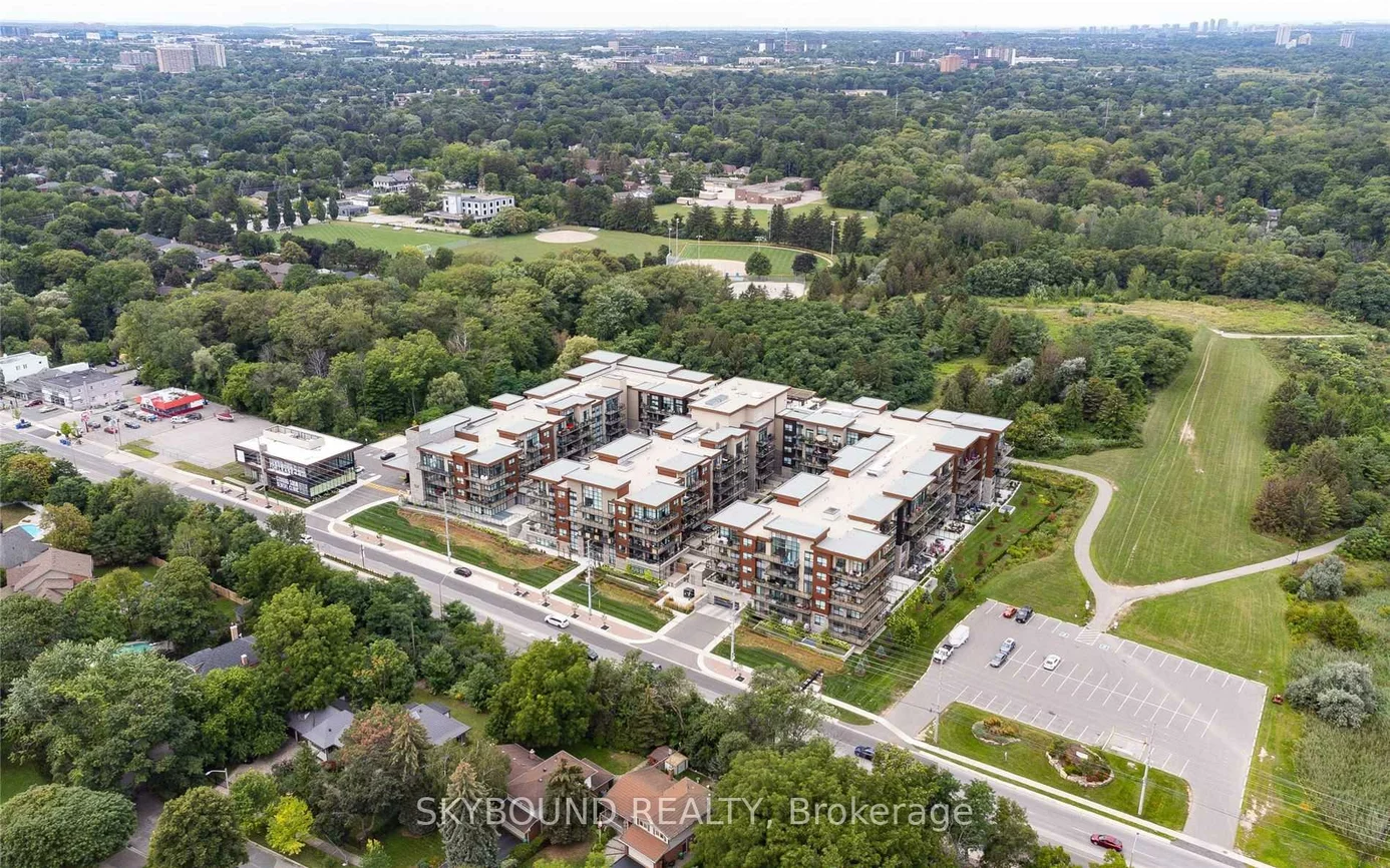 1575, Lakeshore, Clarkson, Mississauga