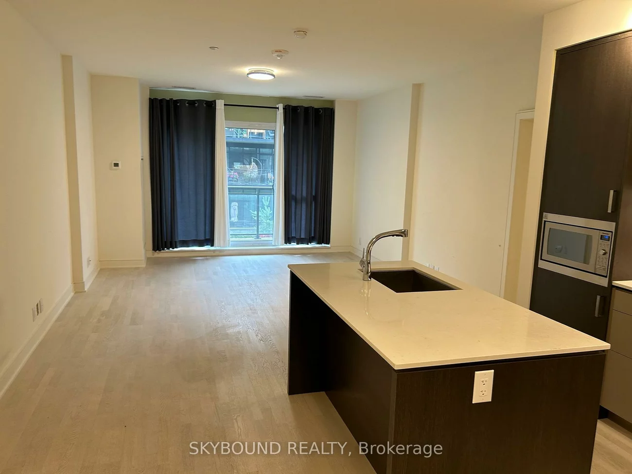 1575, Lakeshore, Clarkson, Mississauga