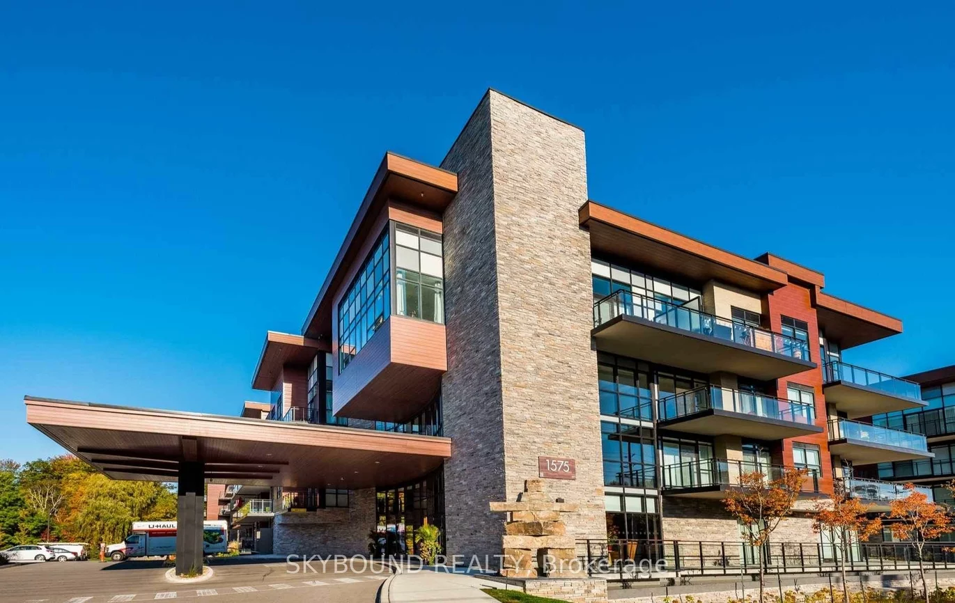 1575, Lakeshore, Clarkson, Mississauga