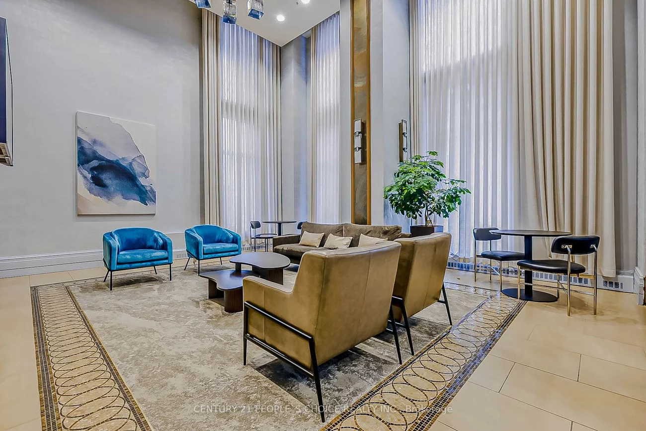 385, Prince Of Wales, City Centre, Mississauga