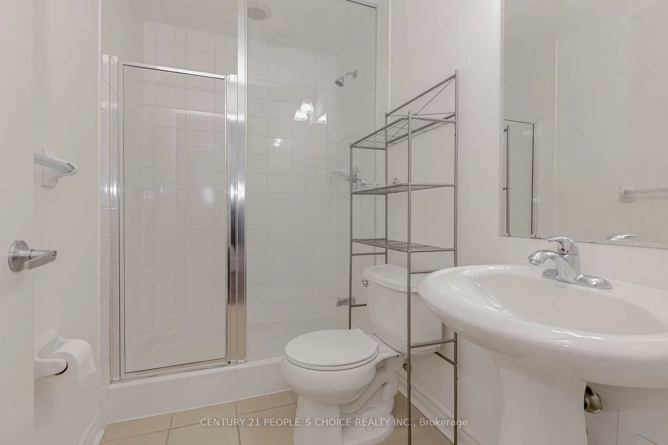 385, Prince Of Wales, City Centre, Mississauga