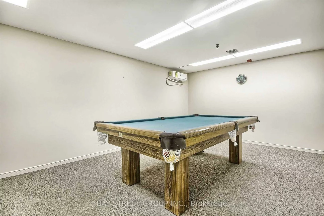 400, Webb, City Centre, Mississauga