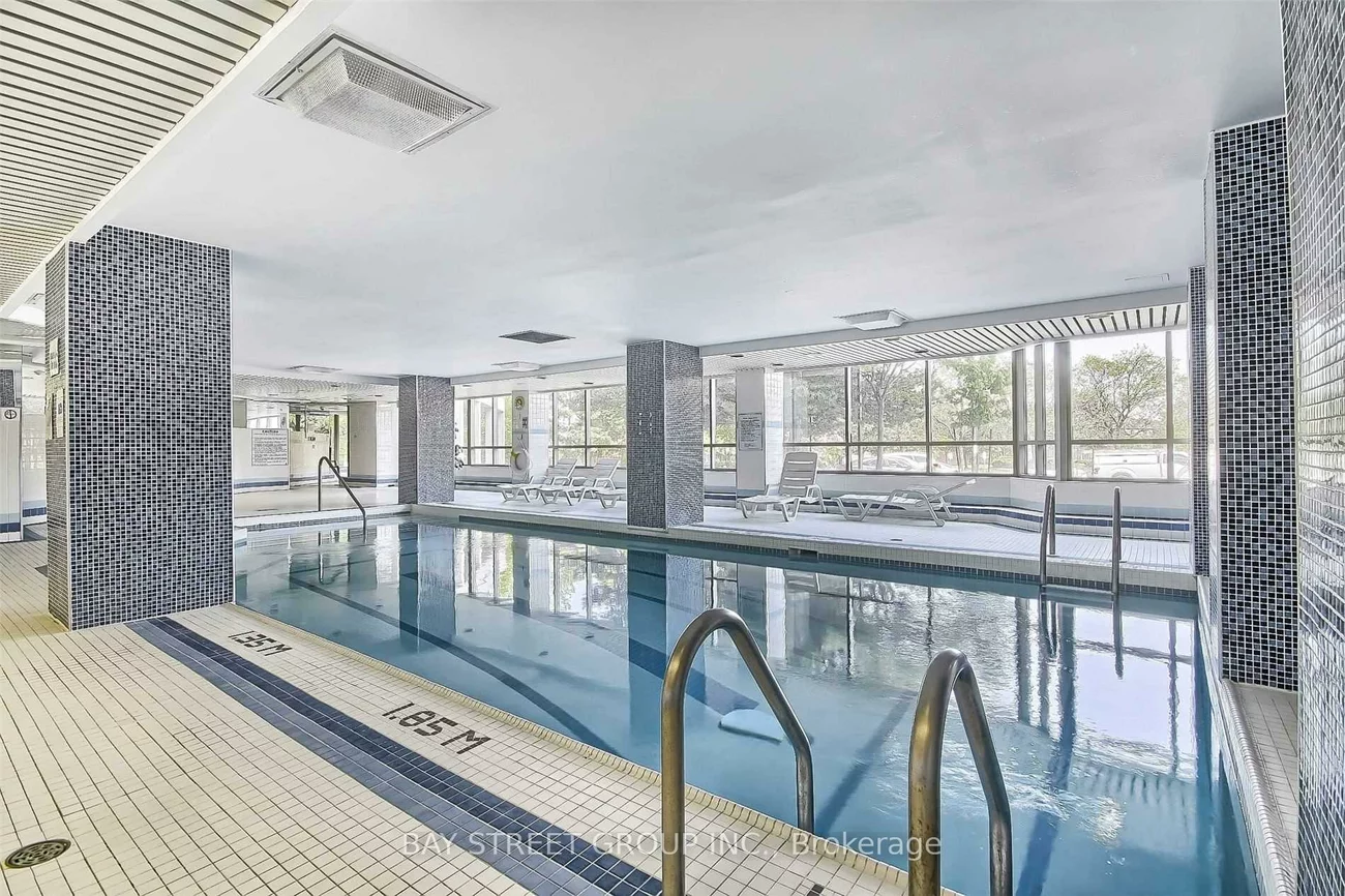 400, Webb, City Centre, Mississauga