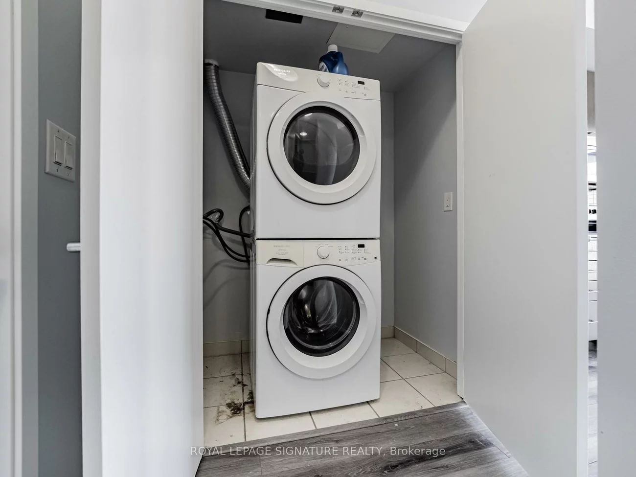 360, Square One, City Centre, Mississauga