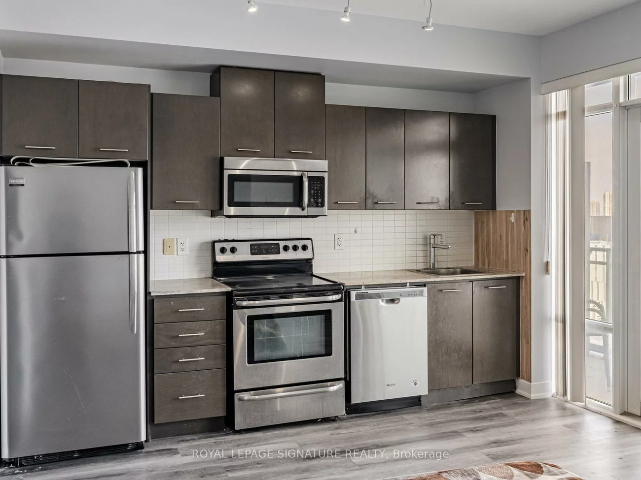 360, Square One, City Centre, Mississauga