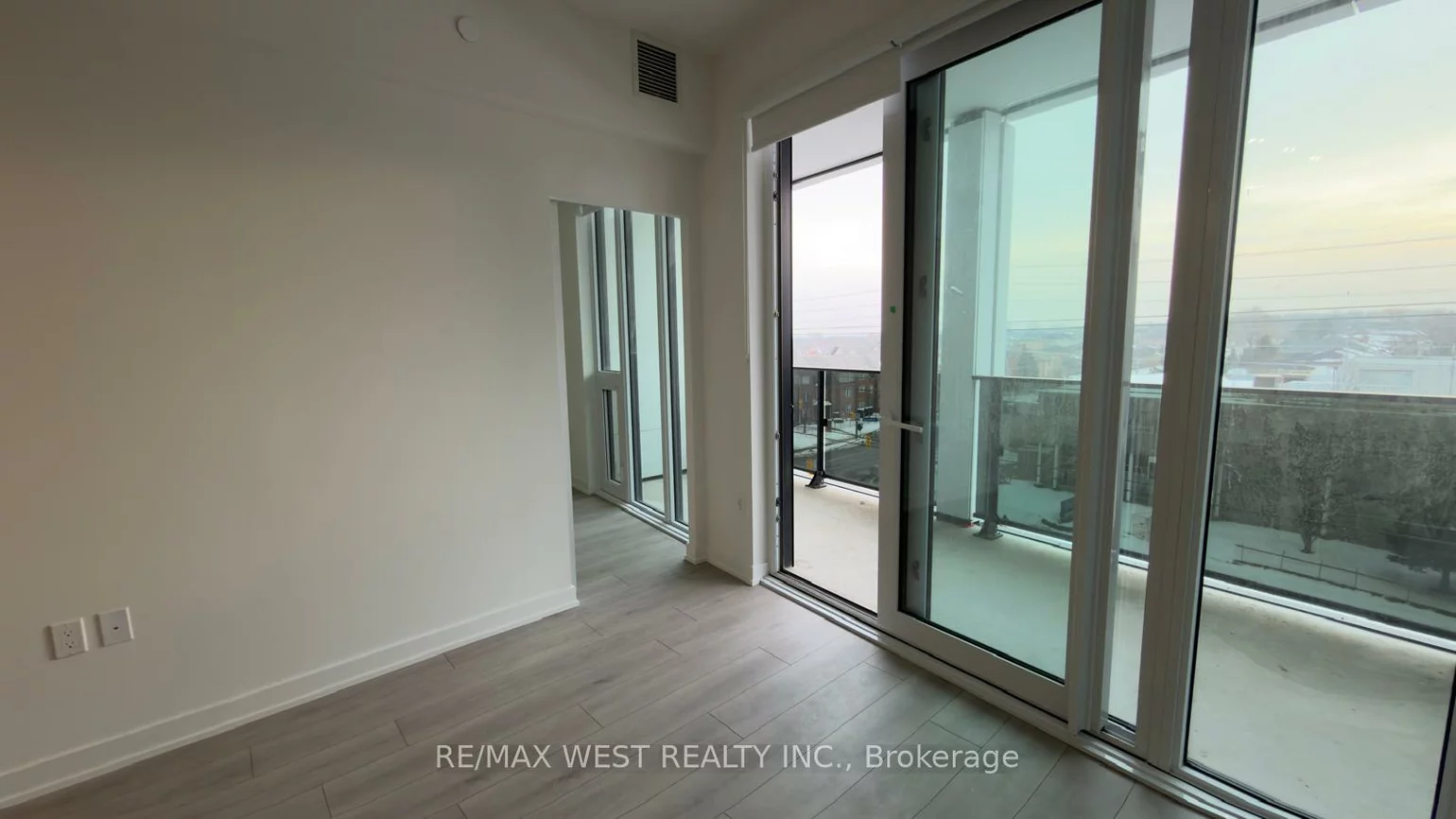 1, Fairview, Mississauga Valleys, Mississauga