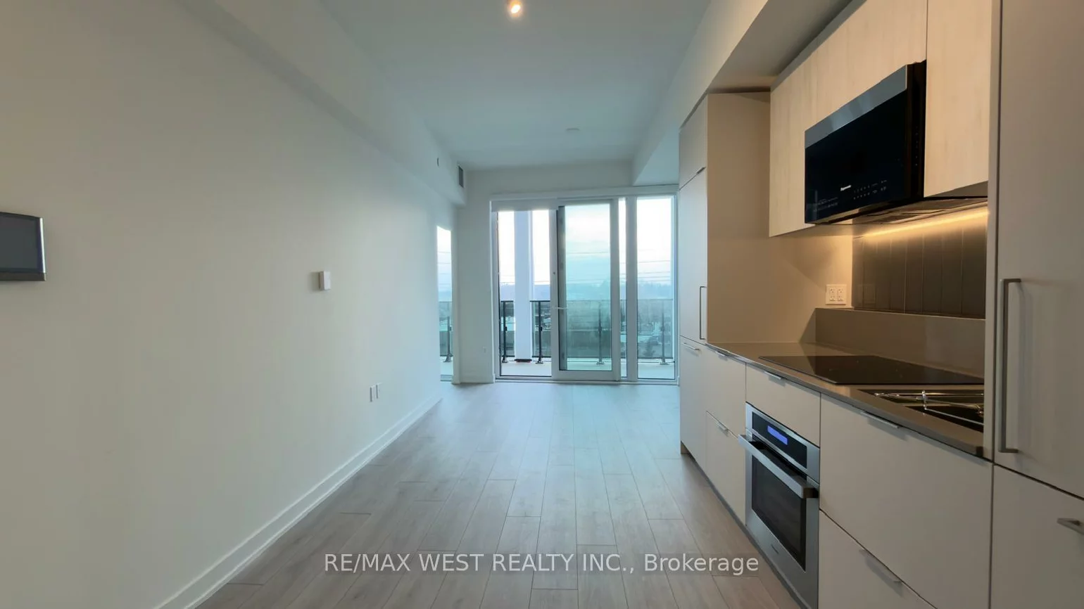 1, Fairview, Mississauga Valleys, Mississauga