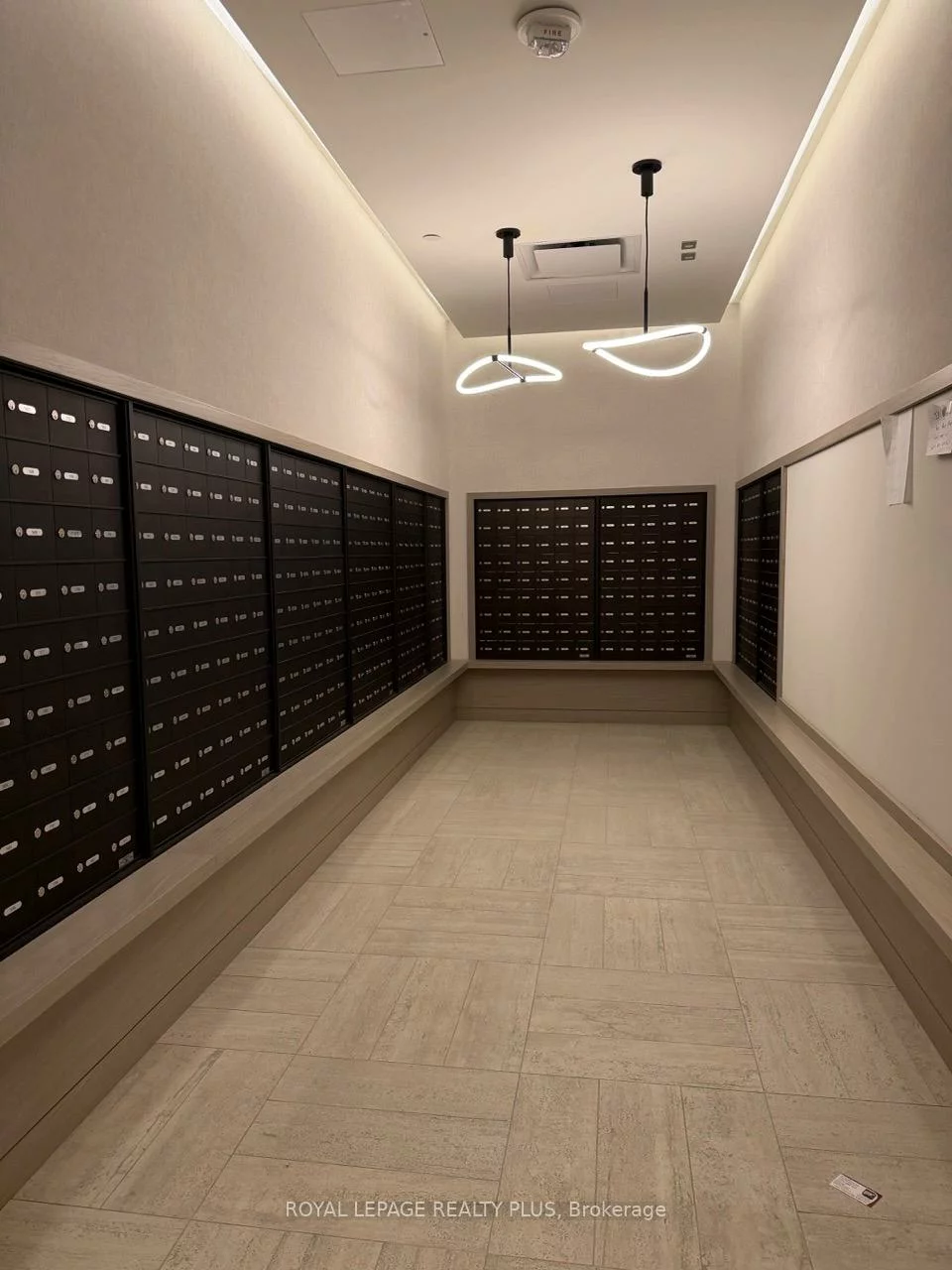 4015, The Exchange, City Centre, Mississauga