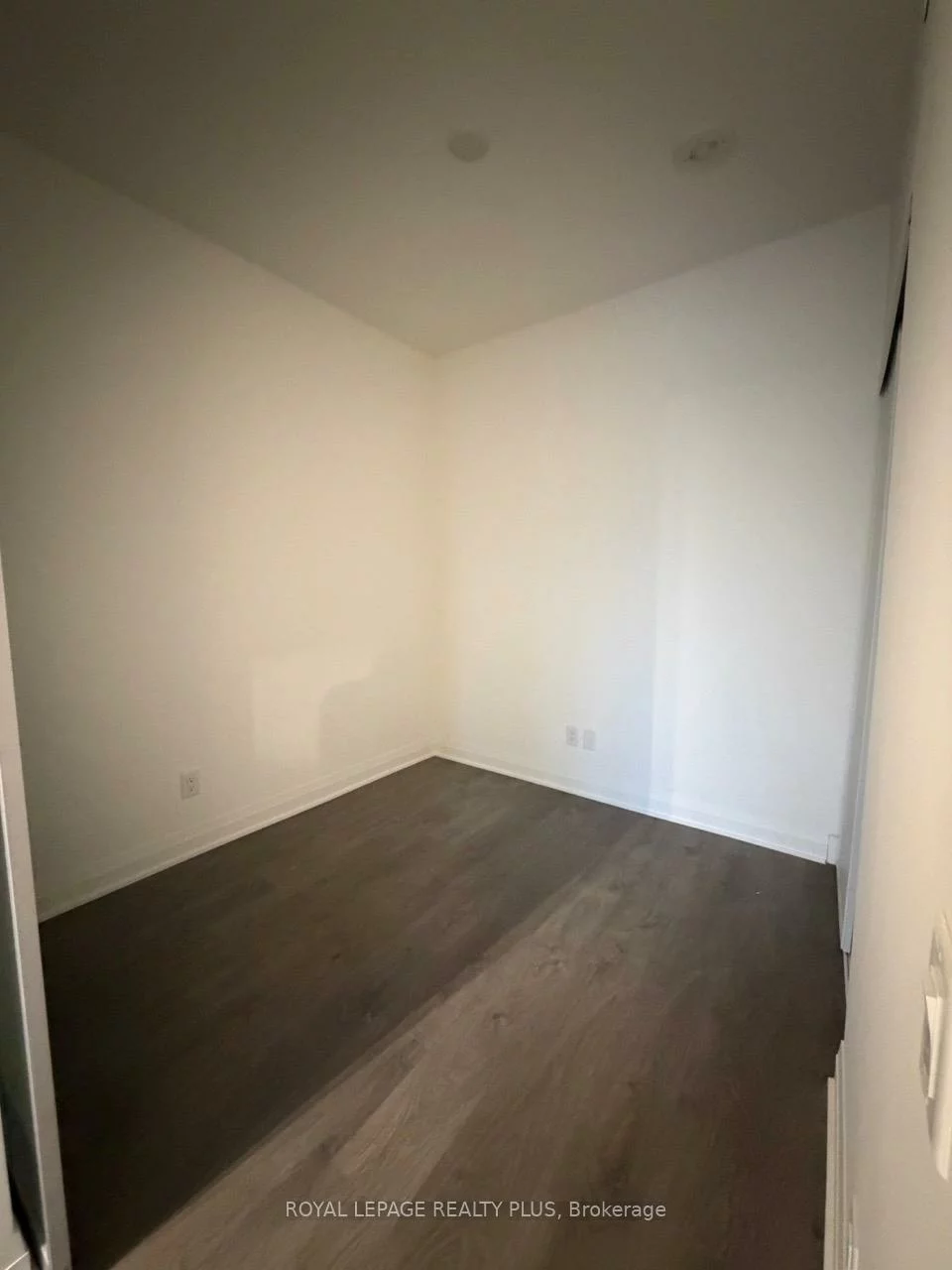 4015, The Exchange, City Centre, Mississauga