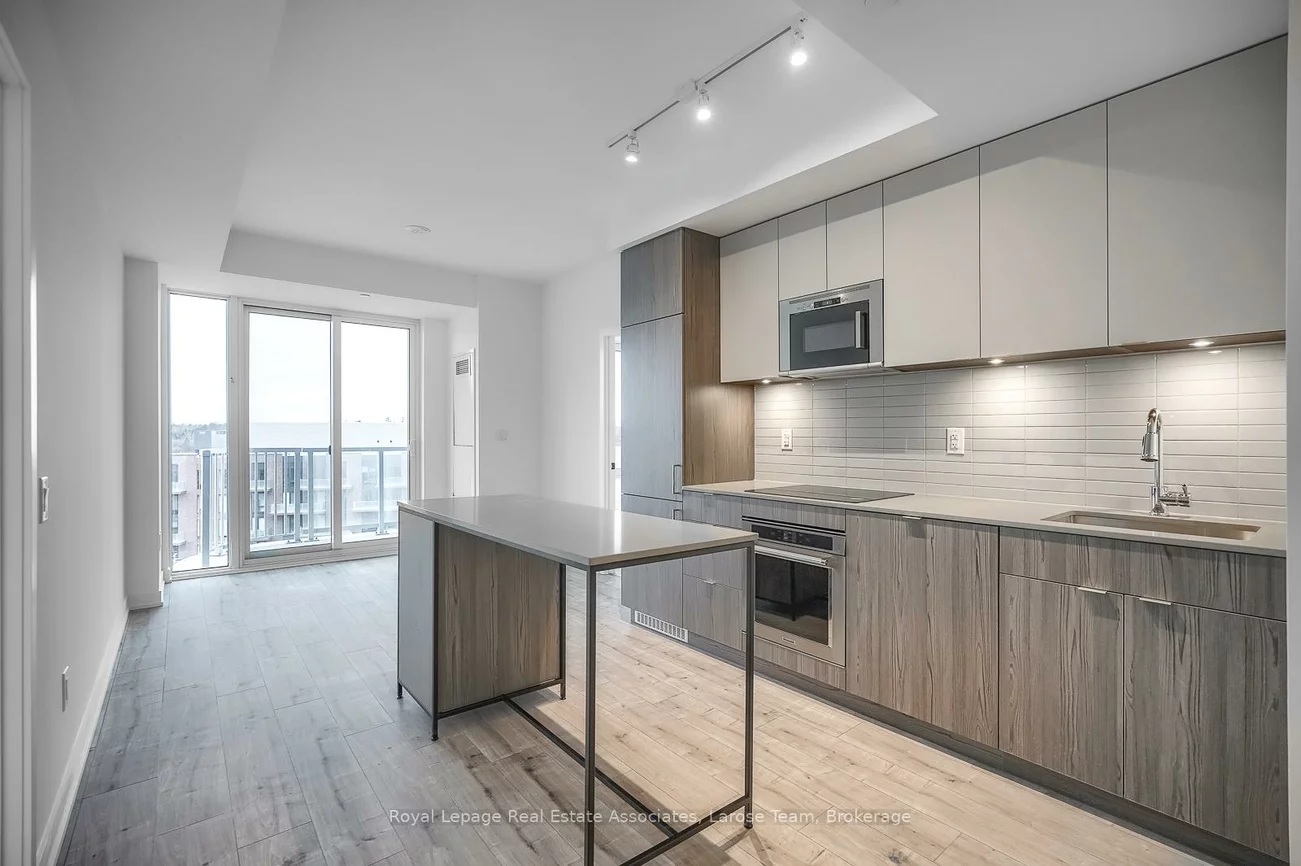 220, Missinnihe, Port Credit, Mississauga