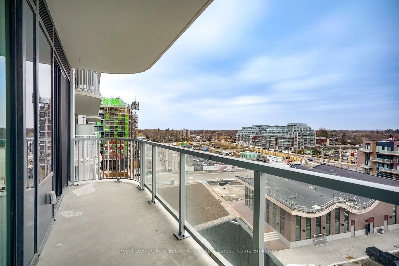 220, Missinnihe, Port Credit, Mississauga