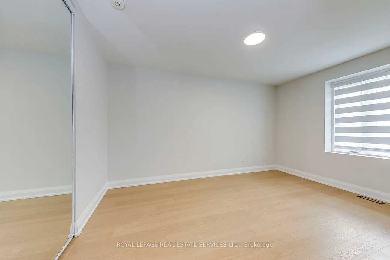 1055, Shawnmarr, Port Credit, Mississauga