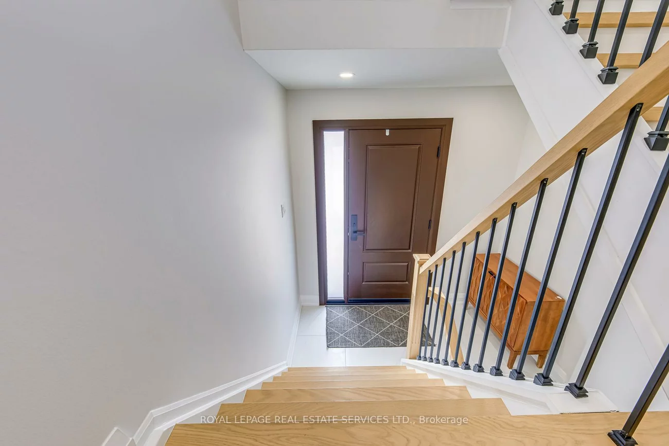 1055, Shawnmarr, Port Credit, Mississauga